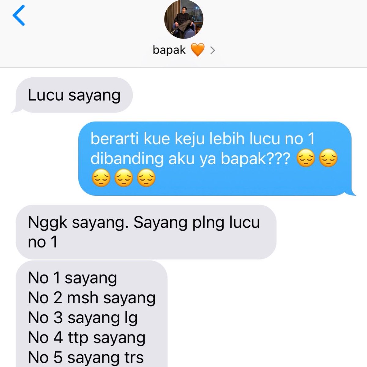 writeaubyme's tweet photo. OhmIng  AU

✦ Fast Lane ✦

Asa, si racer Gen Z yang diam-diam menjalin hubungan dengan Peter—CEO sekaligus sponsor timnya yang seorang bapak-bapak millennial. Katanya profesional. Nyatanya, bulol.

⸻
#ohming https://t.co/V3xt5s9HTF