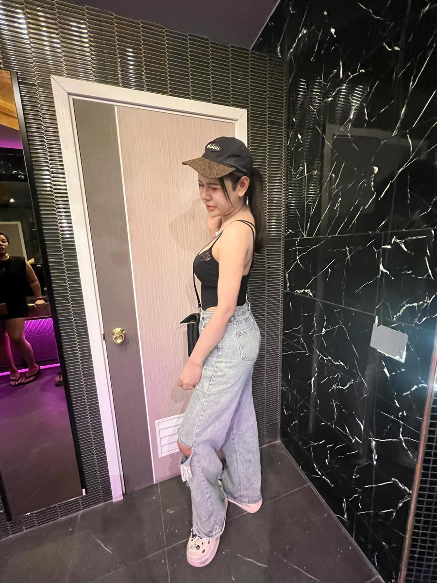 Shi2rlu's tweet photo. อากาศแบบนี้มันน่าเนาะ🤪❤️ 🆔:shilove2002 #คานหาม #โรจนะ #อยุธยา https://t.co/RoC6uog91e