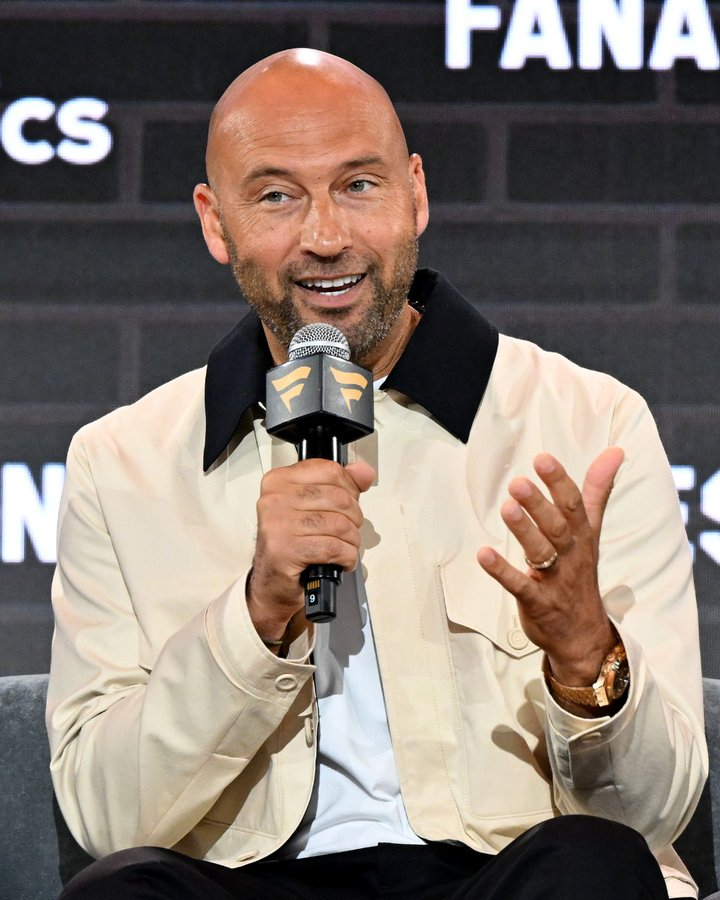 boardroom's tweet photo. Derek Jeter turns 52 today.

— Rookie of the Year
— Hall of Fame
— 5× World Series champ
— 5× Gold Glove
— 5× Silver Slugger
— 14× MLB All-Star
— New York Yankees No. 2 retired
— $266M in on-field career earnings
— Founder of The Players’ Tribune
— Deals with Gatorade, Nike, Visa, Rawlings + more

HBD, Captain 🫡