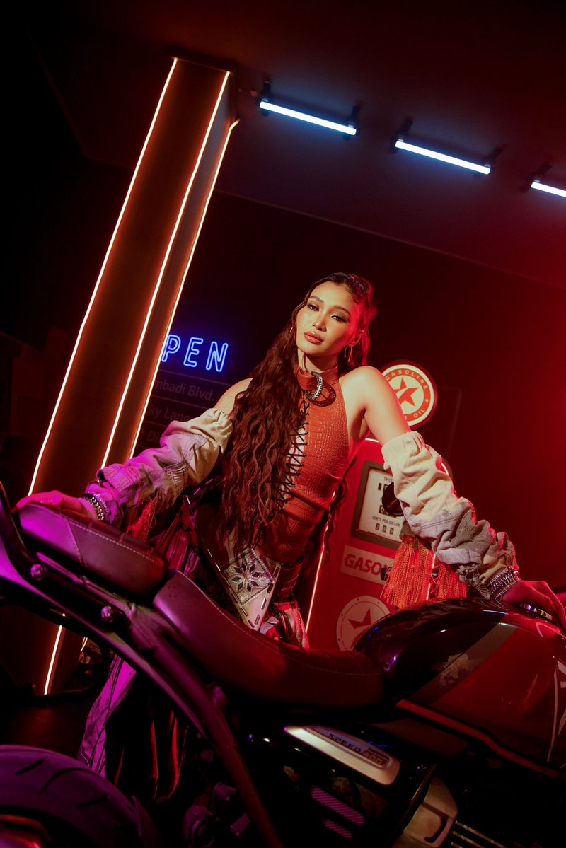 jhoaiahsvault's tweet photo. wanna race? 😌
lewser gets to buy first round of drinks 😮‍💨 https://t.co/P58OM5VP54