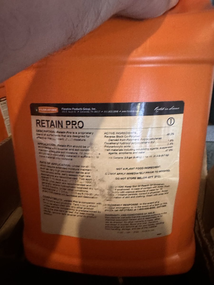 DaryckB's tweet photo. Spencer is going to hit the new sod with Retain pro (a retention wetting agent), seaweed/kelp, &amp; muscle, which is a combination of amino acids and proteins. This will help keep that sod happy. https://t.co/XI7AUeokUZ