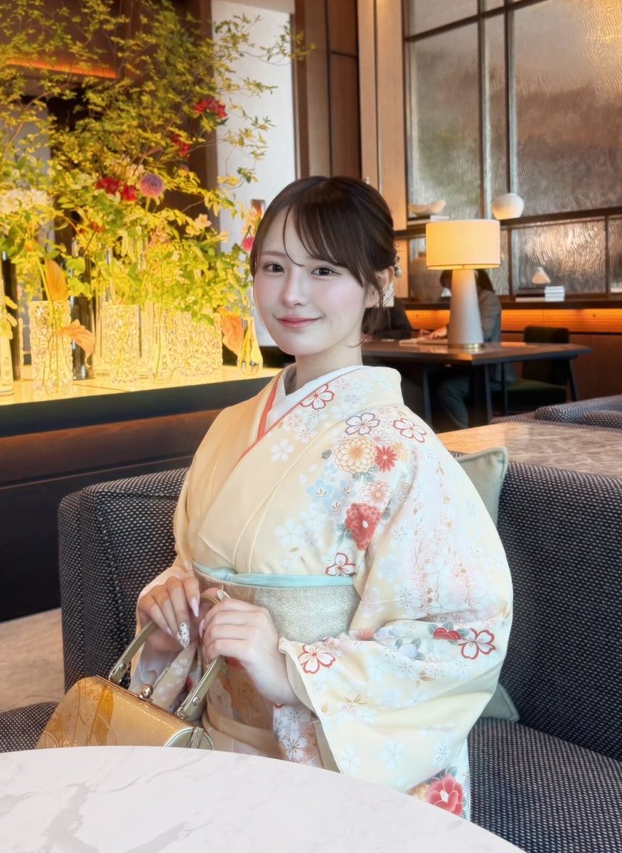 bibouroku_ch's tweet photo. 系統は違うんだけど、るなちゃんも可愛すぎて推し…！！イエベ春・多幸感の頂点だと思ってる🥺💛可愛い子ってみんな着物似合うよね😭 https://t.co/tzbmCsbpOs