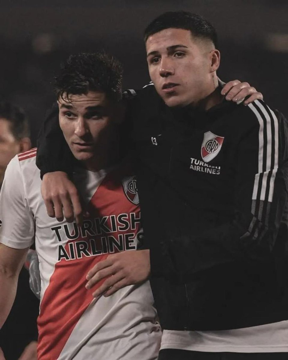 RiverLPM's tweet photo. Nuestros chicos 🥺 https://t.co/Xbs0KsdoIf