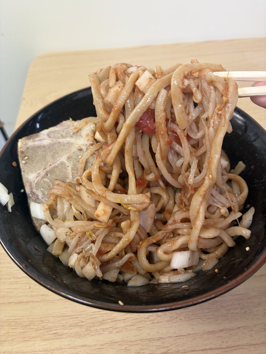 9honFp's tweet photo. ｢お知らせ｣
今月末で｢冷やしトマト各種｣｢まぜ辛魚｣は終了となりますのでお早めに！！ https://t.co/383wgkfN0J