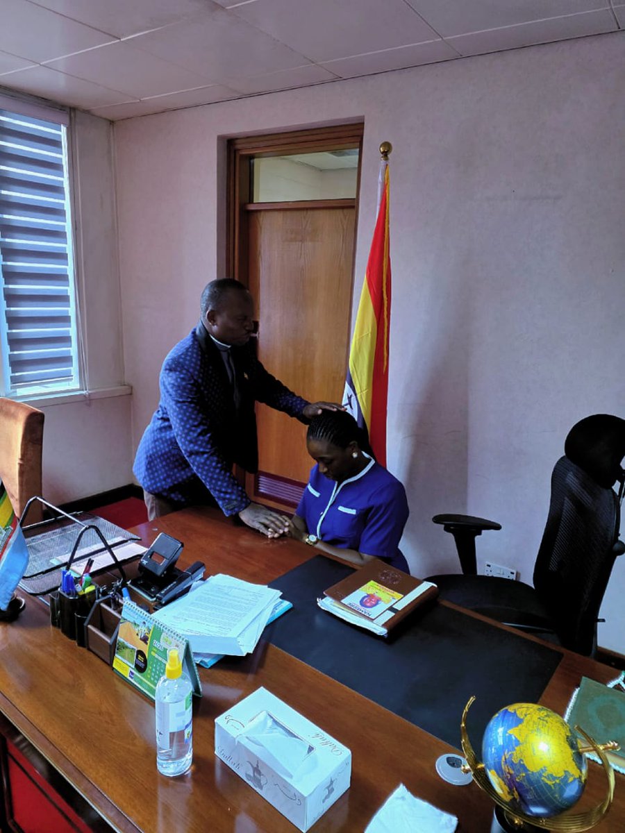 JustineNameere's tweet photo. My sincere gratitude to all patriotic Ugandans who continue to encourage us in the spirited fight against corruption and in ensuring effective service delivery in Local Government.

Special thanks to:
Hon. Faridah Kiboowa, National Women Council Chairperson  
Gen. Moses Bigirwa, Secretary General, CMP  
Rev. Wasswa, Masaka City, Church of Uganda;
Thank you for your courtesy visits and wise counsel.
Kisanja no more sleep, no corruption!
