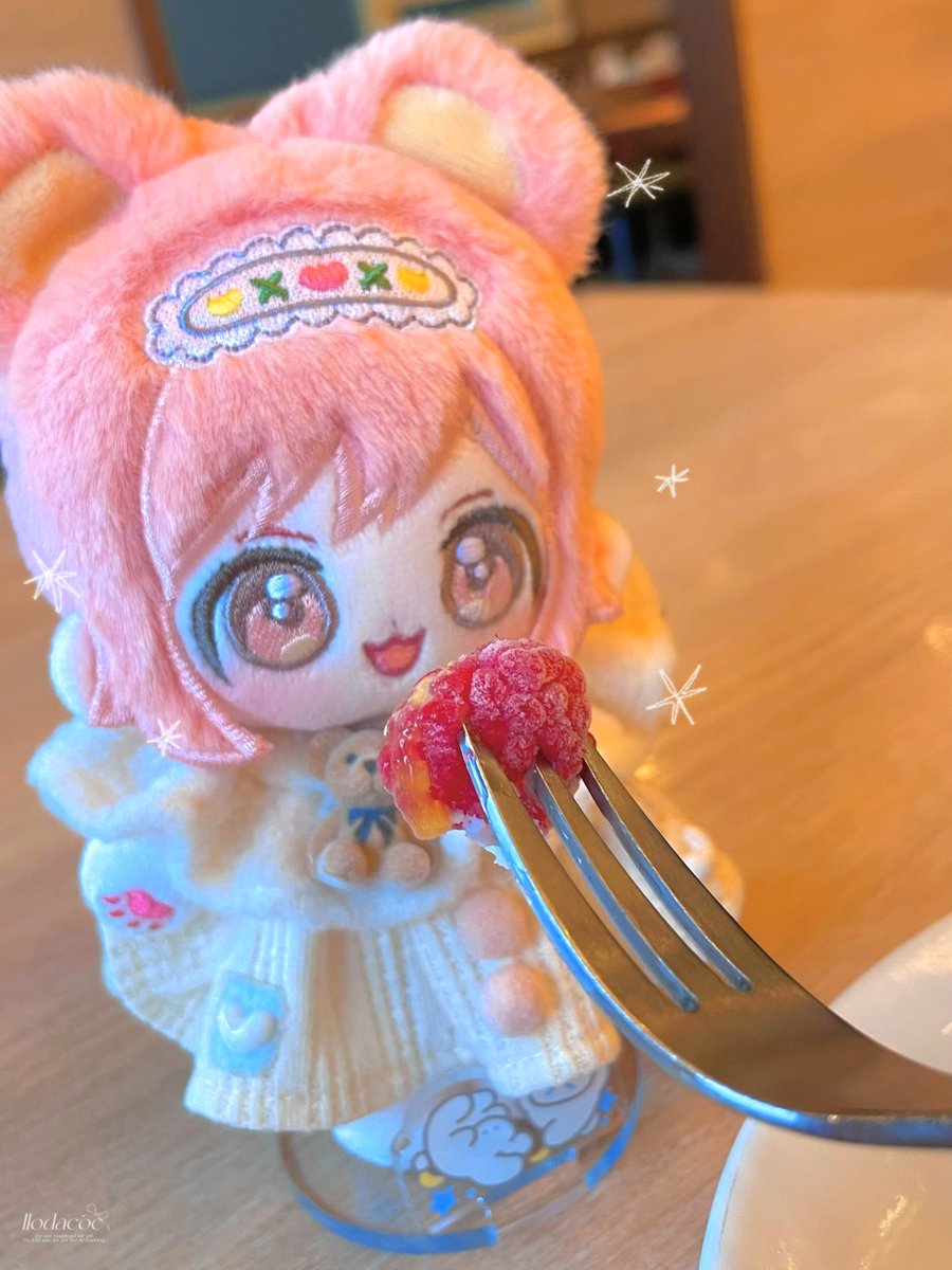 llodacoc's tweet photo. おいしおいしだったねパントちゃん🌷🧡

#coco_contigo https://t.co/NlPxeAon3l