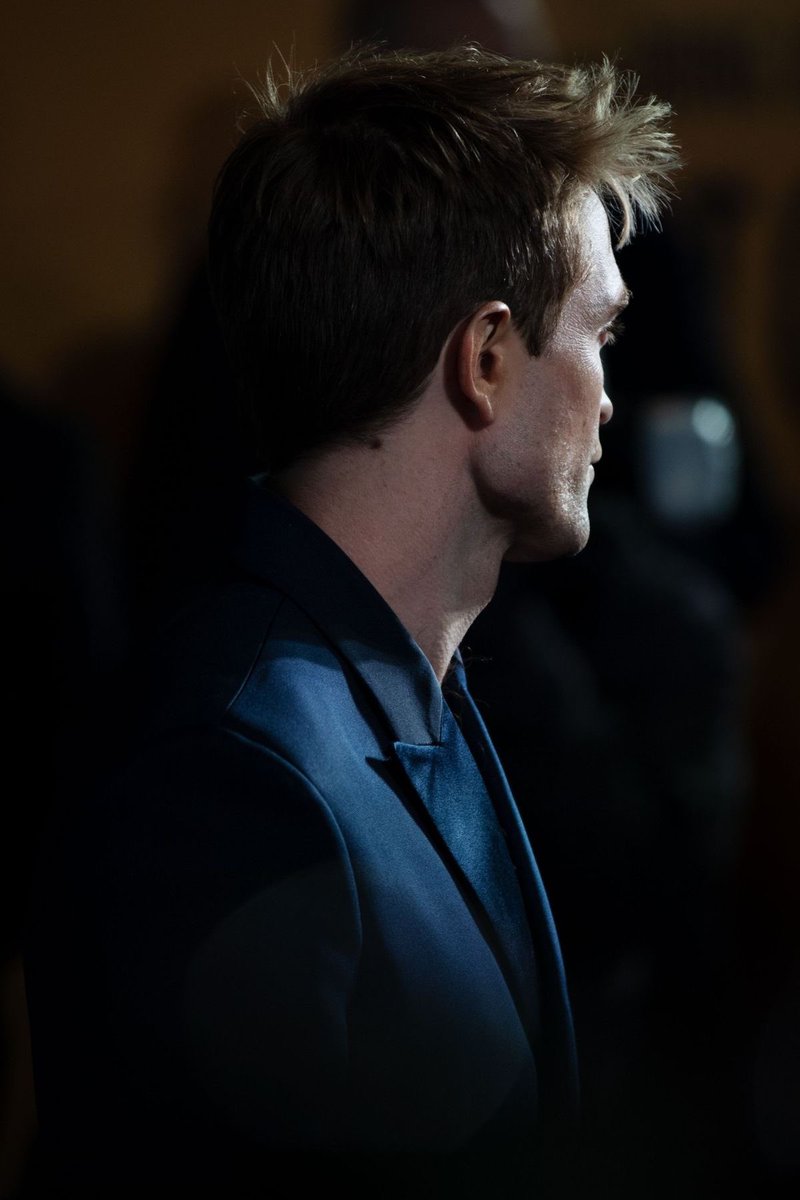 JustRPattinson's tweet photo. Friday https://t.co/lQMQJGvRaj