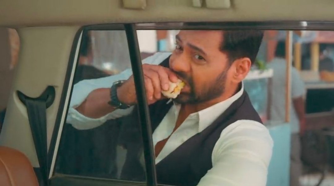 crispy_bhindi's tweet photo. Cuteness overloaded 

#TumDenaSaathMera https://t.co/mJmTB8guds
