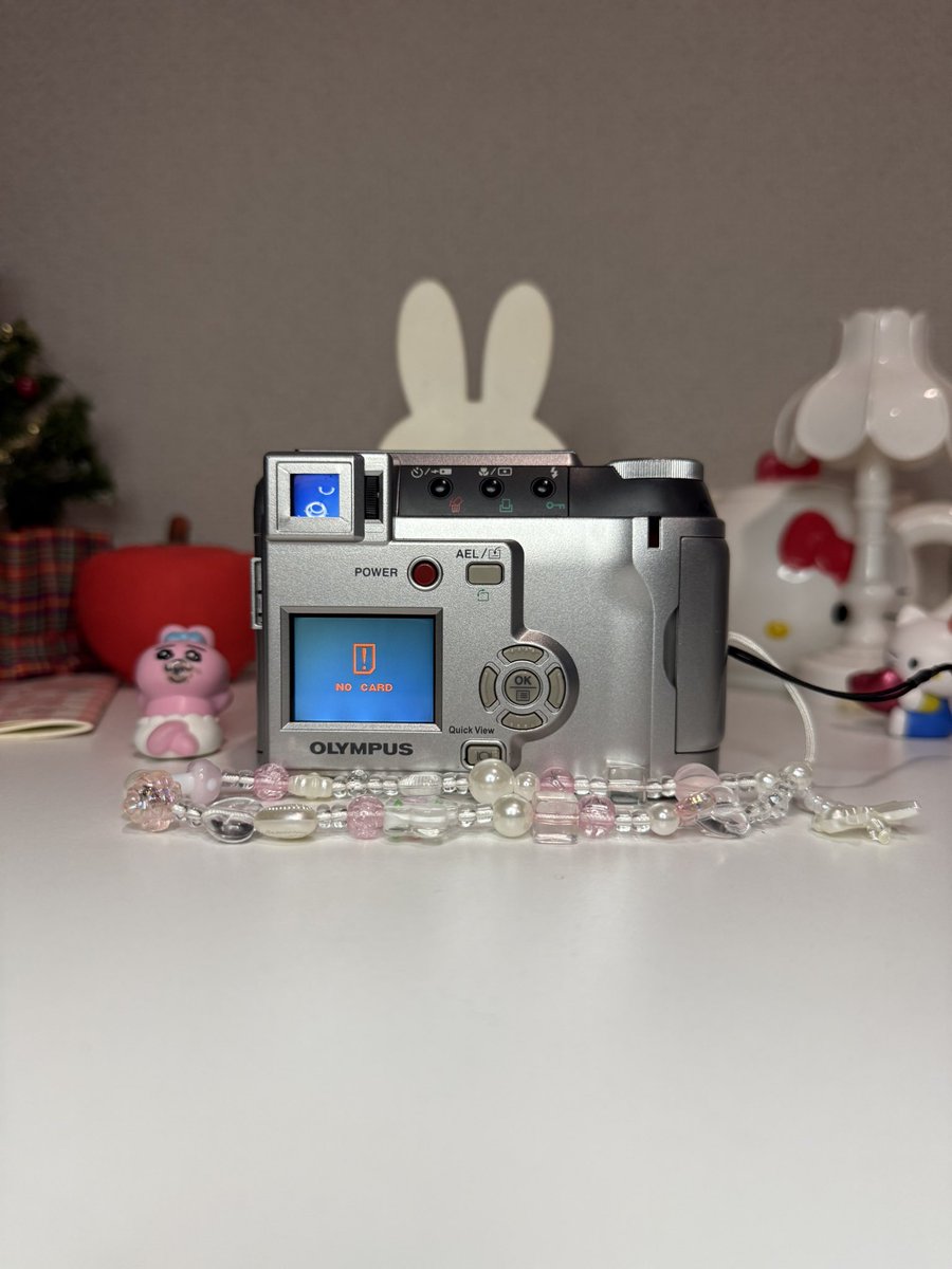 NPMSD123's tweet photo. กล้อง Olympus C730UZ

🔥ราคา 1,470 รวมส่ง 

💋ปรับได้หลายโทน

💢ตำหนิ : ภาพที่ถ่ายออกมาจะฟุ้งกว่าในรูปตัวอย่างนะคะใครชอบโทนฟุ้งๆ มาจัดโลด

✅ ภาพ วีดีโอ แฟลช ปุ่ม โหมด ซูมเข้า-ออกใช้งานปกติ

อุปกรณ์ : กล้อง+สายคล้องมือ+ถ่าน

#กล้องดิจิตอลมือสอง  #กล้องดิจิตอล #กล้องมือสอง https://t.co/uzTfbQz5fn