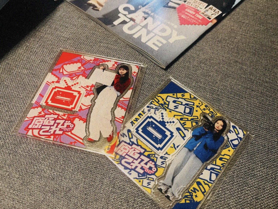 283Yi's tweet photo. smartとアクスタ届いた😊

#きゃんちゅー行くよ https://t.co/Wd89X8Zwxa