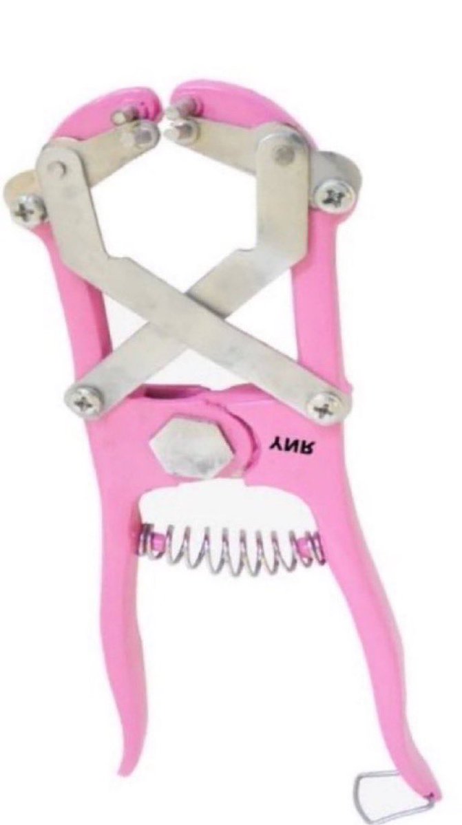 lucrisc's tweet photo. For SOME reason one of my CNC slaves exposed himself to his wife. 🥵😈

He said something about “being THREATENED with DEATH otherwise.” 🤷🏼‍♀️

#findom #feet #blackmail #femdom #castration #EXECUTRIX #CNC #TPE #paypig #sissy #UK #germany    #US #slave https://t.co/878VBEeBoq