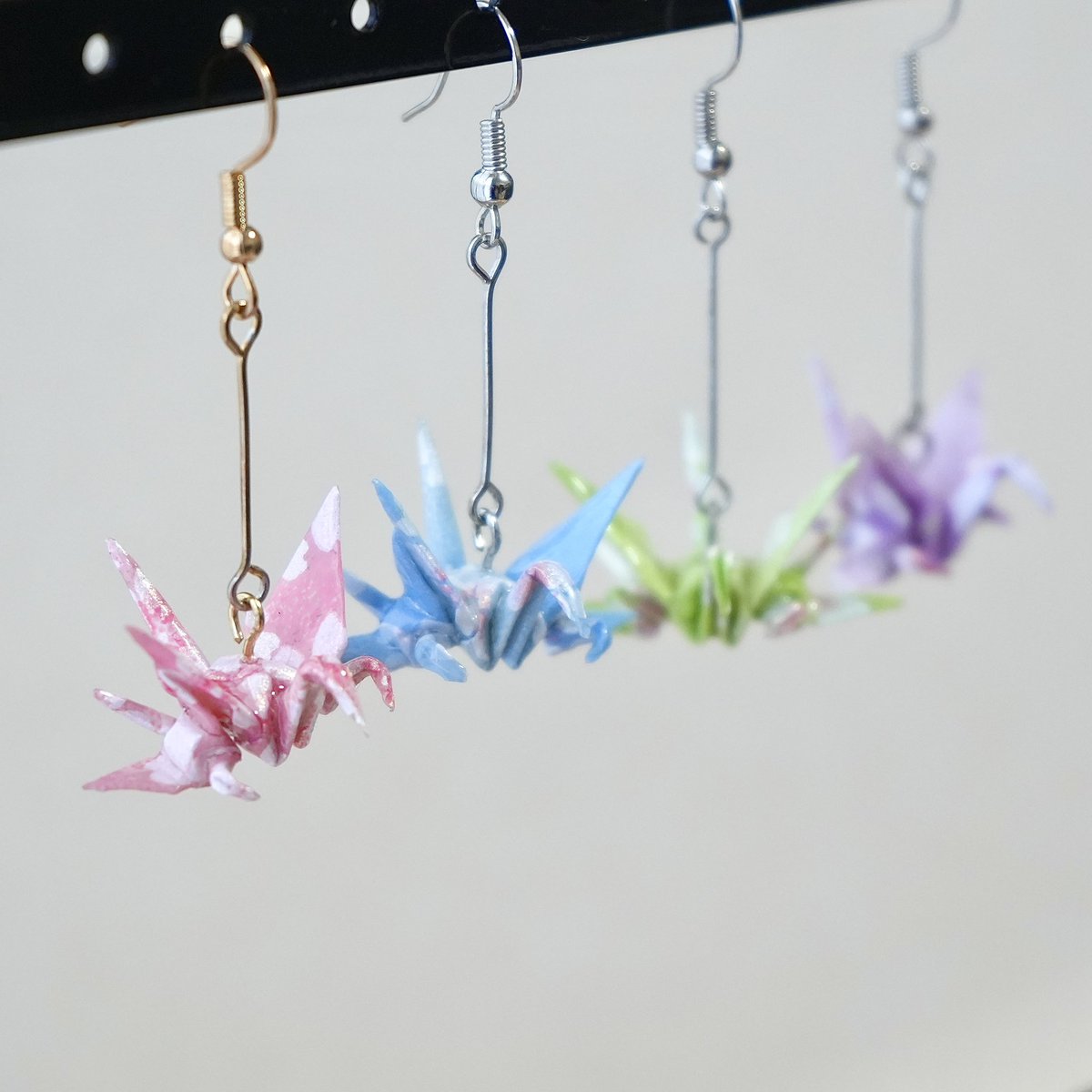 mitsuru_origami's tweet photo. 遅ればせながら、、デザフェス当選しました！
初めての両日出展でやることてんこ盛りですが…
当日たくさんの鶴ちゃん達とお会いできるのを楽しみにしてます😊

 #デザフェス64 https://t.co/kIe9WV7HSr