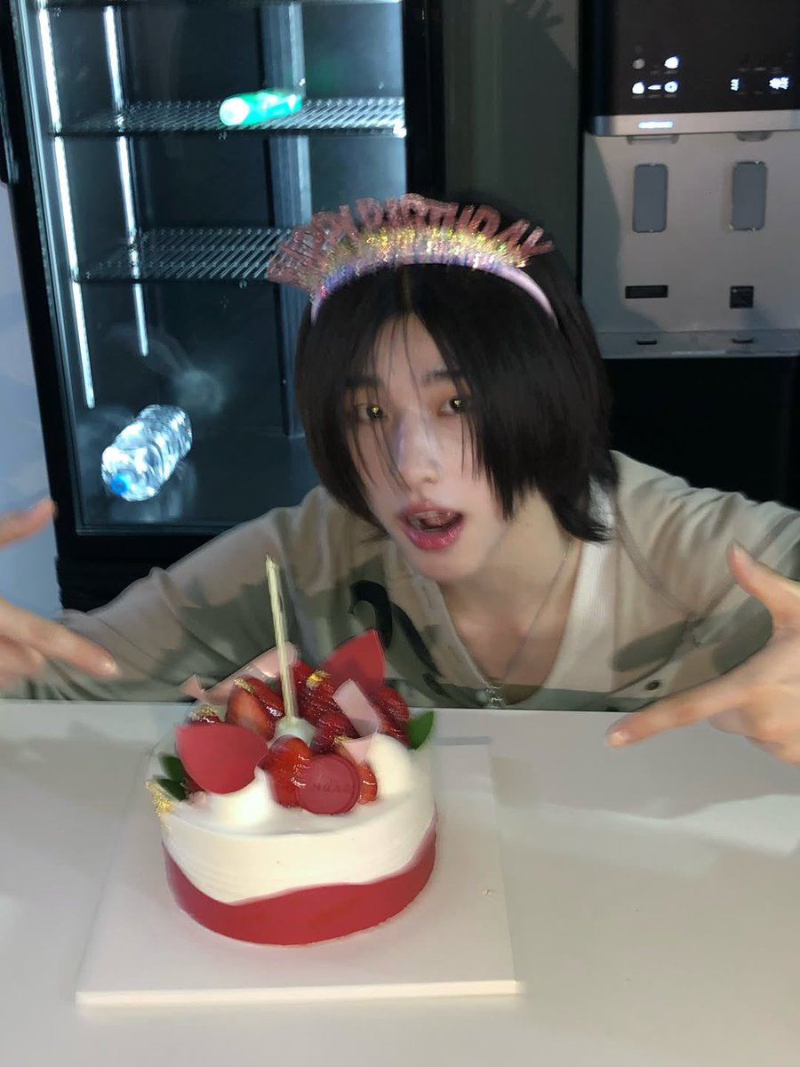 teddiariesph's tweet photo. 26.06.26 ⋆⟢ #ChaptersOfTeddy 🧸
˚₊‧꒰ა IG Update ໒꒱ ‧₊˚

💭: Photo dump lasts 3 months 💁‍♂️💁‍♂️💁‍♂️
⟢ © IG: teddyyy_____

🔗: https://t.co/x6qHJDNb97

#teddyyy @teddyyy_____s https://t.co/eXfHA3gP1M