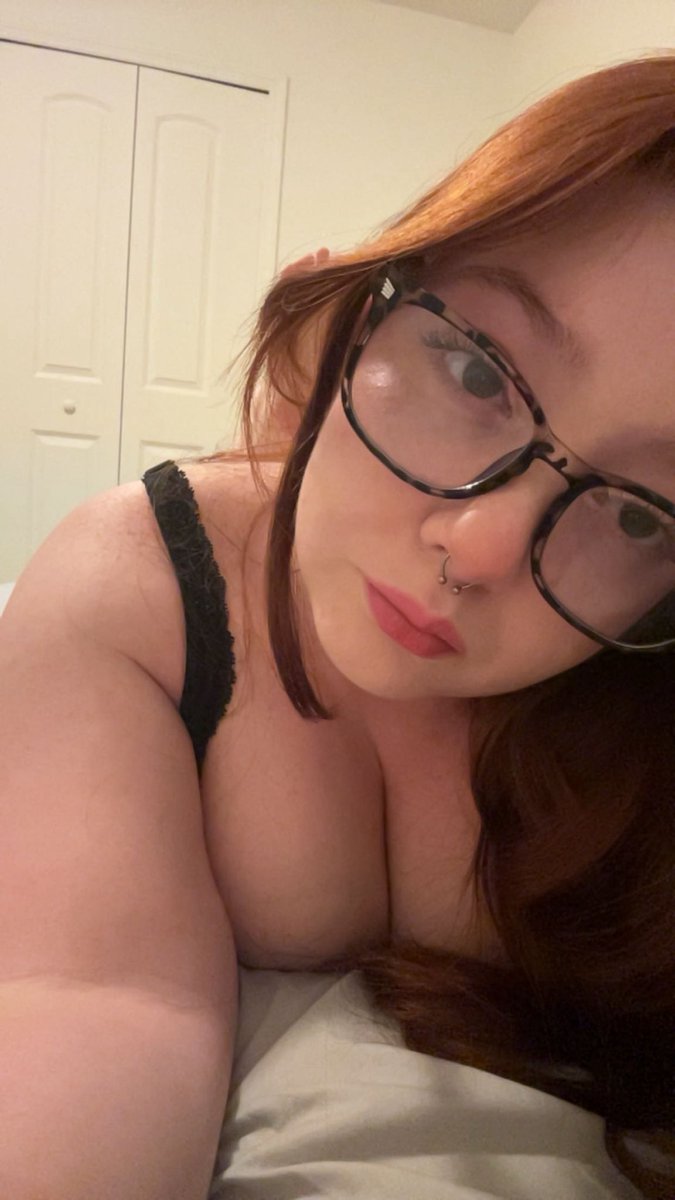 SSinner18559's tweet photo. Wake up and spoil someone who deserves it. (Hint: Me.) 🥰 #Findom #SpoilMe #BBW https://t.co/8ys2U7Ysx6