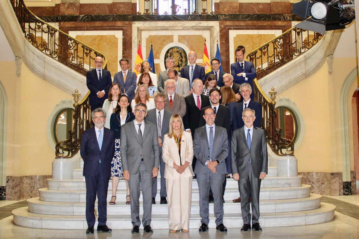 PoderJudicialEs's tweet photo. El Tribunal Supremo y el Consejo de Estado francés @Conseil_Etat celebran un encuentro de trabajo

➡️ Isabel Perelló destaca que la cooperación entre ambas instituciones es “la manifestación de un compromiso compartido con valores fundamentales”

📄 https://t.co/bS6LDGIgFP https://t.co/R3m7irPHFh