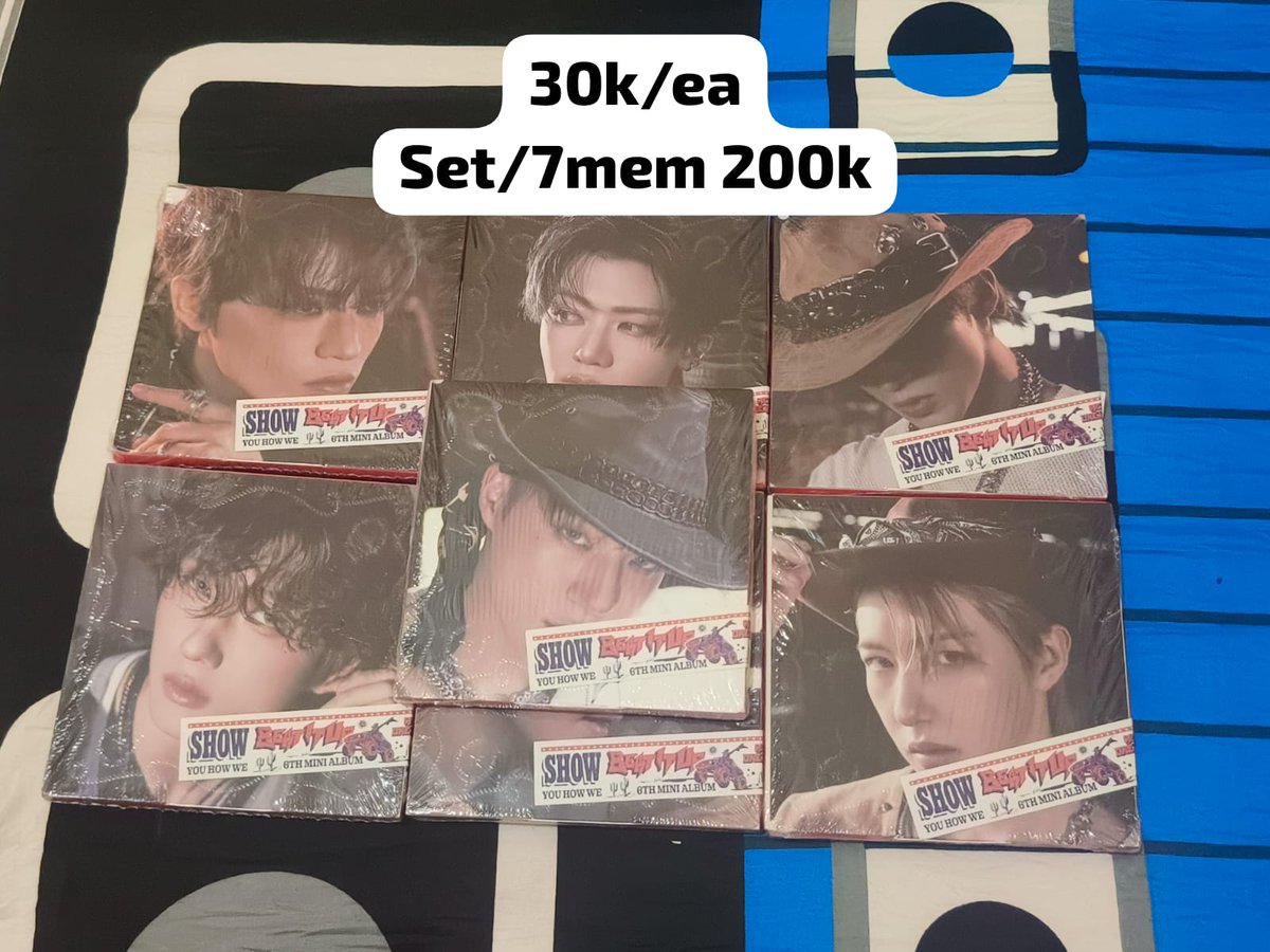 Its_bunnyWin's tweet photo. Help rt! 

Guys aku mau ngurangin koleksi aku, kalau ada wl kalian boleh langsung dm ya. 

-kotak hijau = sealed
-condi fix take! 
-🍊co pack only
-get freebies
-minbel 50k get 1 random pc ofc 

t. WTS PC NCTdream renjun jeno jaemin mark jisung chenle haechan taeyong https://t.co/W1FGtXA5k1
