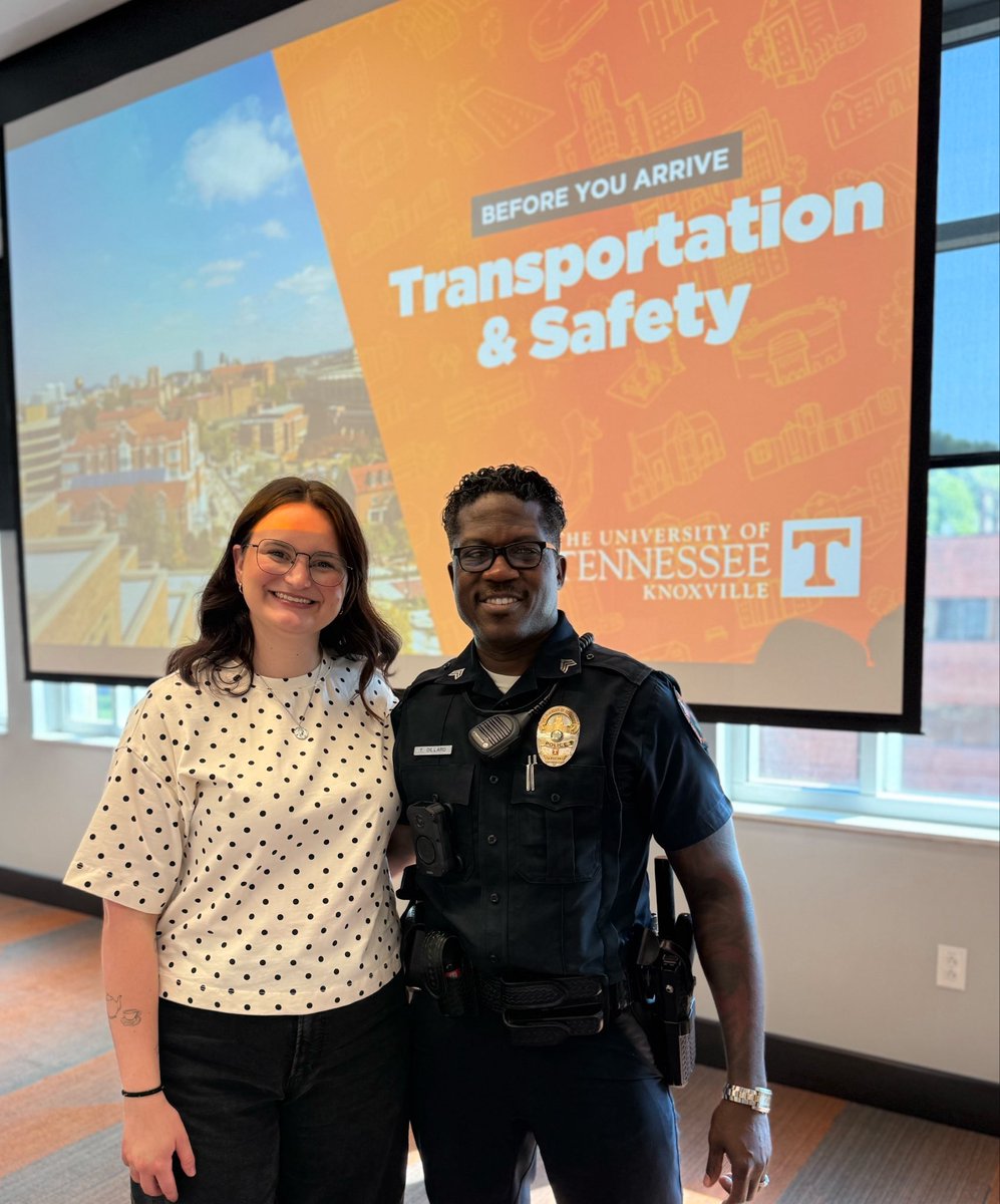 DondePlowman's tweet photo. Throughout June, new Vols have visited Rocky Top for Vol 103, our summer orientation program. As the final session takes place today, I appreciate all the campus partners who joined Student Success in welcoming our new students to @UTKnoxville! It's great to be a Tennessee Vol! https://t.co/qfwR6Lq8xO