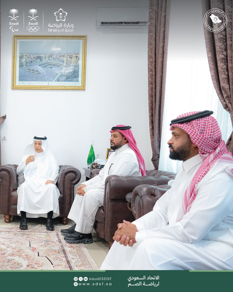 SaudiSDSF's tweet photo. جانب من زيارة بعثة المنتخب الوطني السعودي للصم إلى سفارة المملكة العربية السعودية في جمهورية قرغيزستان، وذلك قبل انطلاق منافسات بطولة آسيا لكرة قدم الصالات للصم. 🇸🇦

#بطولة_آسيا_لكرة_قدم_الصالات_للصم https://t.co/gK7wItWGWc