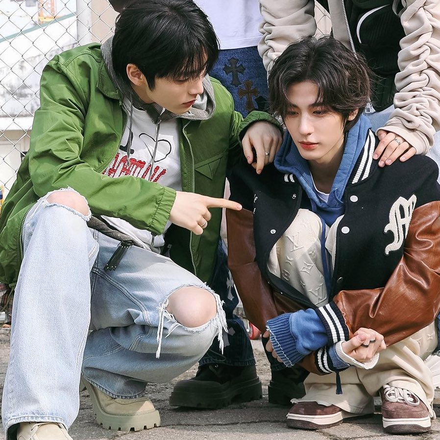 UHANA2004's tweet photo. 그냥 갑자기 그러고 싶으니까
아랑하는 탯과한 사진 타래 https://t.co/OHfdeXLYUL