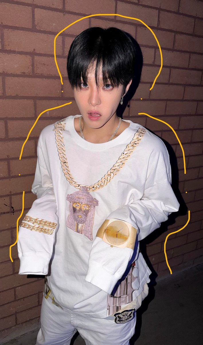 JIHOON_BASE's tweet photo. #JIHOON WEVERSE POST 📸

Thank you to all the Teumes who came to MyK FESTA! You waited until the very end 🥲 take a look at gold jihoon before you go~ https://t.co/ieAZ3ihYSA