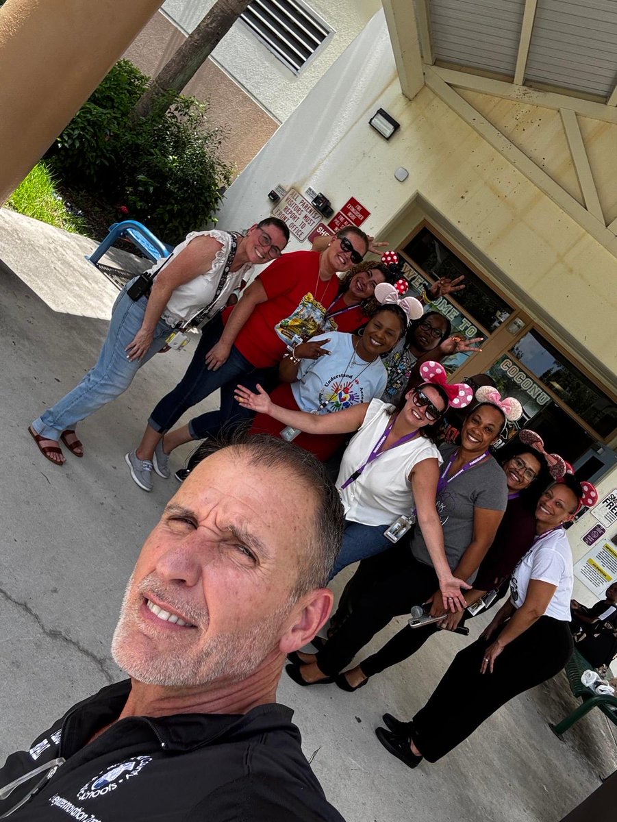 VincentLeads's tweet photo. Summer SOAR Week 1, done! 

As a teacher, I had no idea just how much planning actually goes into opening a school every year. It is quite eye opening. 

This week gave me a better understanding of what it takes to keep things running smoothly behind the scenes. I was able to see how dismissal is handled, how schedules and breaks are managed, and how admin deals with conflict between staff members. 

I’m excited to keep the momentum going and see what the next week brings. 
@BCPSLeadership