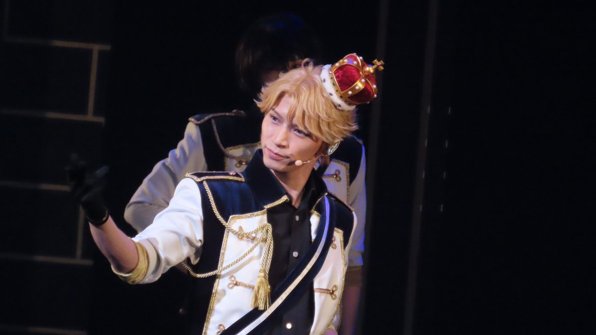 TBS_geino's tweet photo. 【あんステ】『あんさんぶるスターズ！THE STAGE』-Requiem from Knights-ゲネプロ写真③を公開

#朔間凛月 役　#荒牧慶彦
 #鳴上嵐 役 #北村諒
#朱桜司　役　#北川尚弥

ゲネプロの様子はYouTubeで✅
🎥➡https://t.co/I3uTYwgN3N

#あんステ #あんさんぶるスターズ #あんスタ #Knights https://t.co/jJUoS1W23b