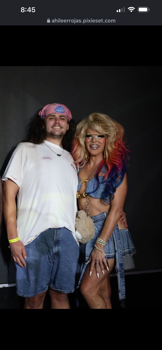 collinirick's tweet photo. my bf and I love Dawn/willam so the collab at axis on Sunday was one not to be missed!! https://t.co/X82kNLgkH1