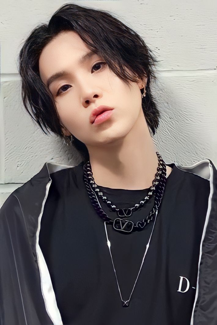 GeniusLab93__'s tweet photo. @VoteForMYG ALWAYS TOGETHER WITH SUGA
SUGA WE ARE SO PROUD OF YOU
OUR LOTUS FLOWER MIN YOONGI
#SUGA #슈가 #방탄소년단슈가 #BTSSUGA #シュガ #AgustD https://t.co/tpFkWHl5jo