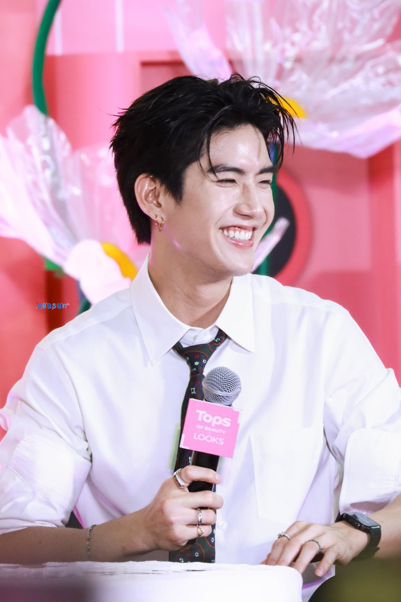 _seasan__'s tweet photo. ยิ้มหวานเปิดทำการ

GO HAIR  SEA YOUR DESTINY

#GOHAIRxSEATAWINAN
#sea_tawinan https://t.co/1fMkLtM77L
