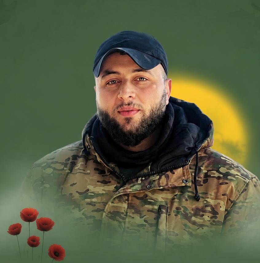 Habernasonline's tweet photo. "Hayber Hayber ey Yahud... 7 Ekim geri dönecek!"

Şehid İsmail Heniyye'nin yeğeni ve Vahdetü'n-Nuhbe (Seçkin Birlik) Komutanı Velid Mecdî Heniyye'nin cenaze töreninden görüntüler. https://t.co/uHLA9RwyGv