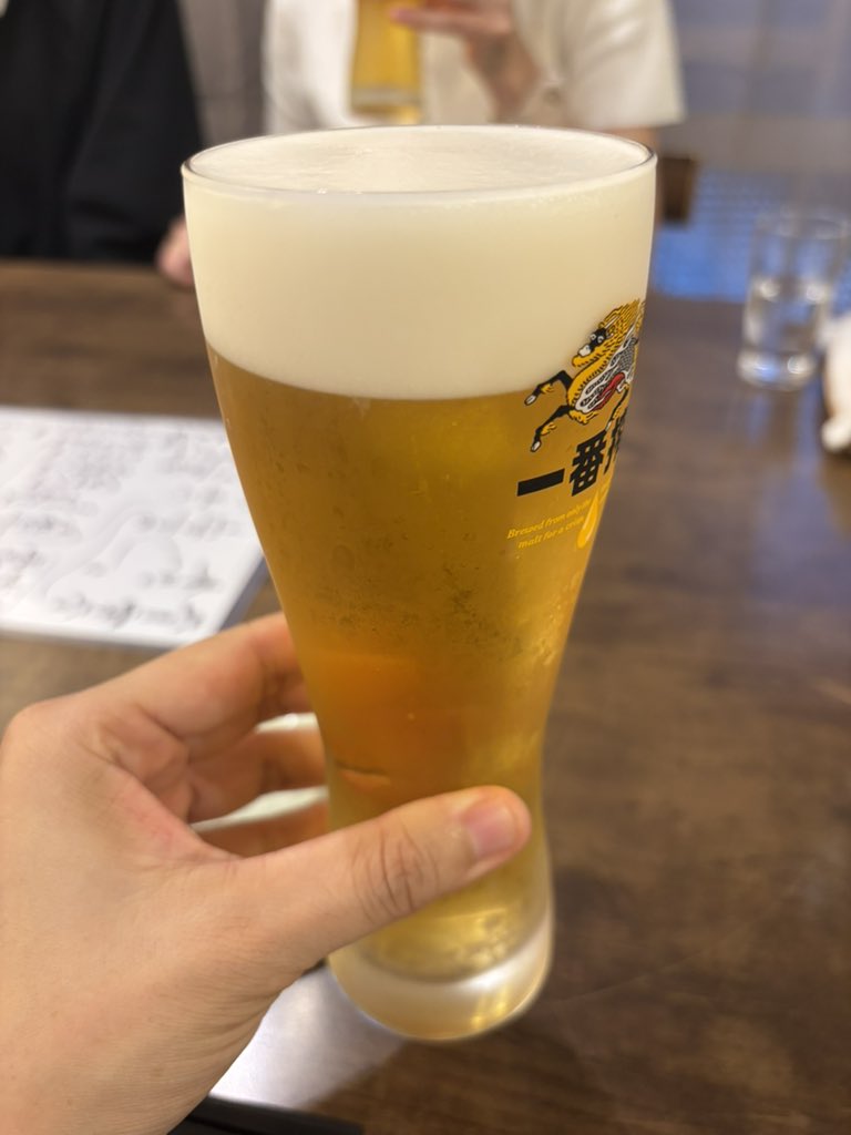 KaimenSponge's tweet photo. ハァ〜五臓六腑に染み渡る 同期と飲み〜 https://t.co/wy3JsdXmI4