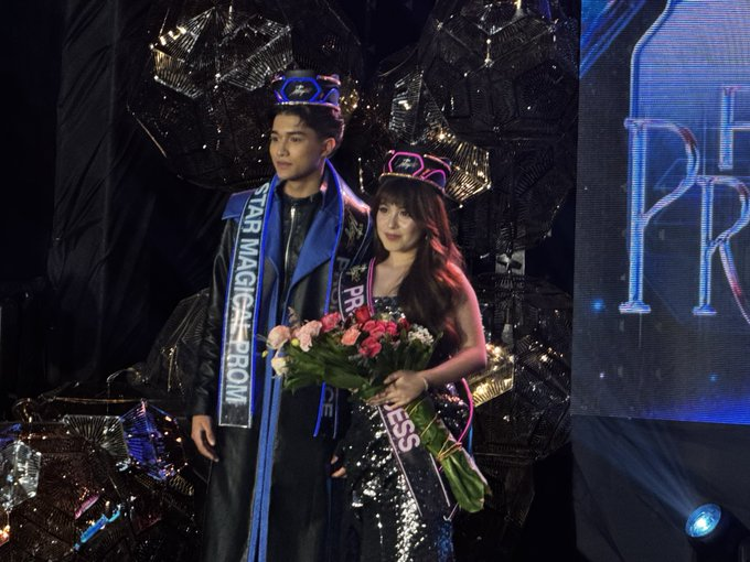 ABSCBNNews's tweet photo. LOOK: Fred Moser and Krystal Mejes were crowned as #StarMagicalProm2026 Prince and Princess. #StarMagicalPromTheFuture | via @annacerezo_ https://t.co/0xljn6TWMa