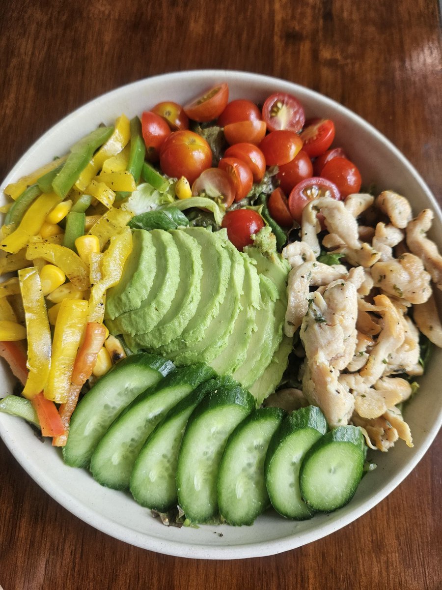 a_chakraborthy's tweet photo. Good evening, everyone!
Health on a plate ...
Now it’s your turn—quote this with your food media. 🍕🍔🍜🍰
#ArijitVisuals #theme_pic_India_foodies https://t.co/NszWvJluZh