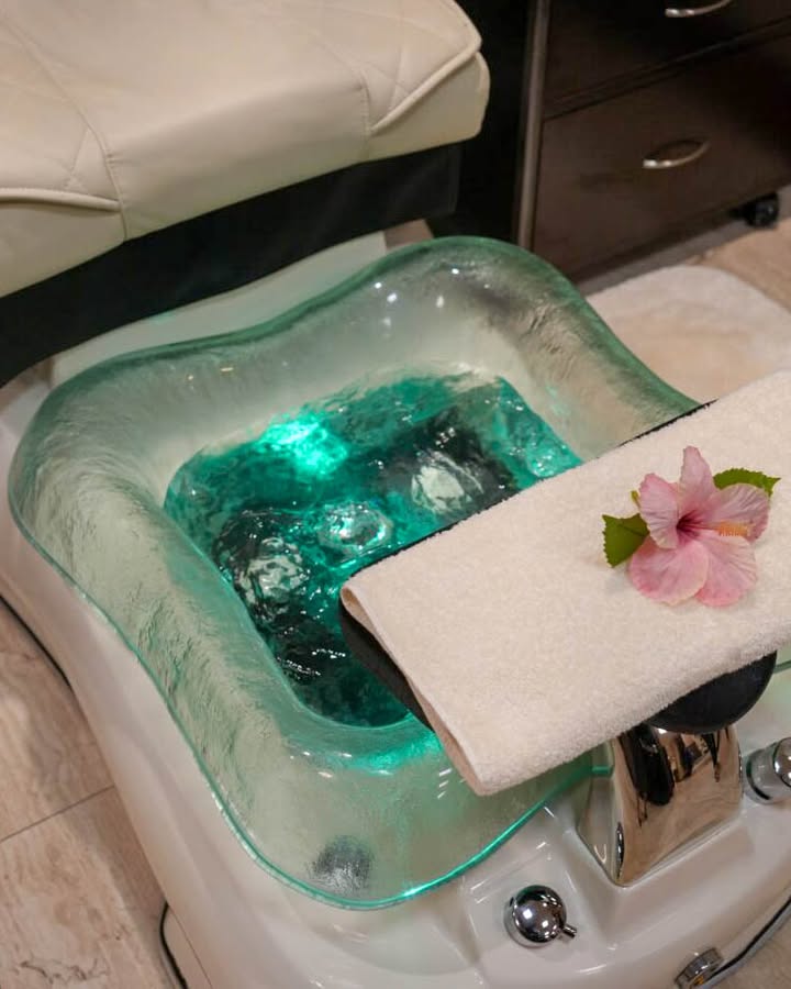ipbiloxi's tweet photo. The ultimate relaxation awaits at Senses Spa &amp; Salon. 💙 https://t.co/30wb7u9Ocx