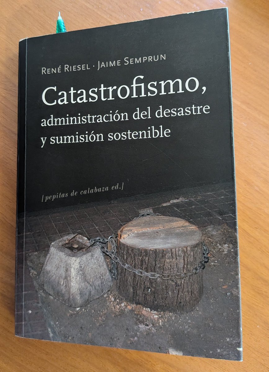 IkerMadrid12's tweet photo. «Las campañas alarmistas desatadas a propósito de los recursos no anuncian ninguna intención por parte de los ciclos capitalistas de detener el crecimiento. Más bien al contrario. (...) Transformar en mercancía una parte de los elementos naturales esenciales para la vida." (1979) https://t.co/xesAstQJll