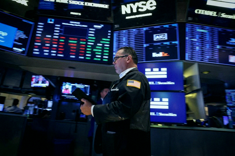 monira__1's tweet photo. History shows bull markets usually end when rates are high, not in conditions like today, says Citi.

$SPY $QQQ https://t.co/BDILwhsldd
