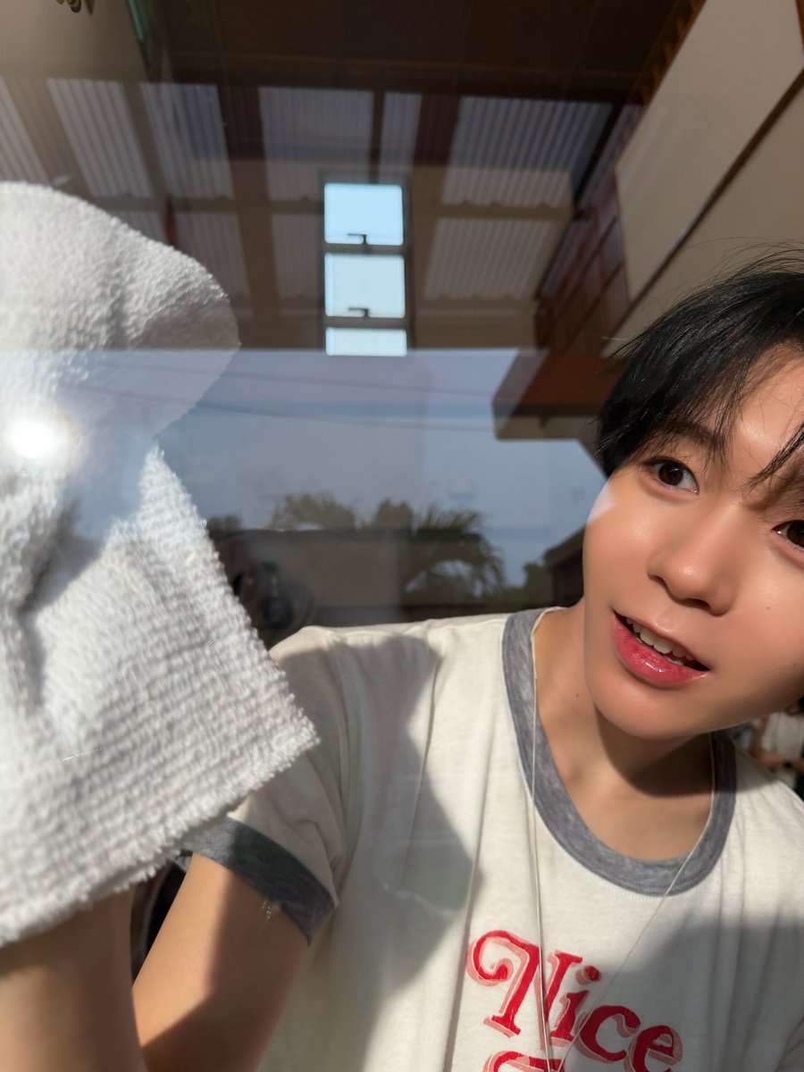 nctwishofficial's tweet photo. 🌫️🫶🪼

EVERYTHING, ALL AT ONCE, NEO
https://t.co/DaNuhRRJE7

#RYO #SAKUYA
#료 #사쿠야
#リョウ #サクヤ  
#NCTWISH #BOYMEETSGIRL
#NCTWISH_BOYMEETSGIRL
#NCT_10TH_ANNIVERSARY https://t.co/VtSq3D2jai