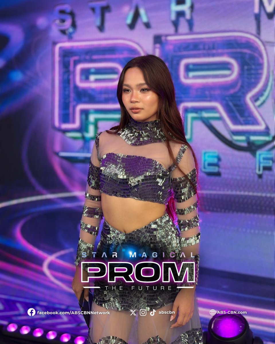 stanshinedizon's tweet photo. can we all agree that she is the most stunning star for tonight's star magical prom? 

face card ✅ outfit ✅ charisma ✅ personality ✅

KOLETTE ROYAL GLOW
#KolettePromNight https://t.co/CJNtKlOPIe
