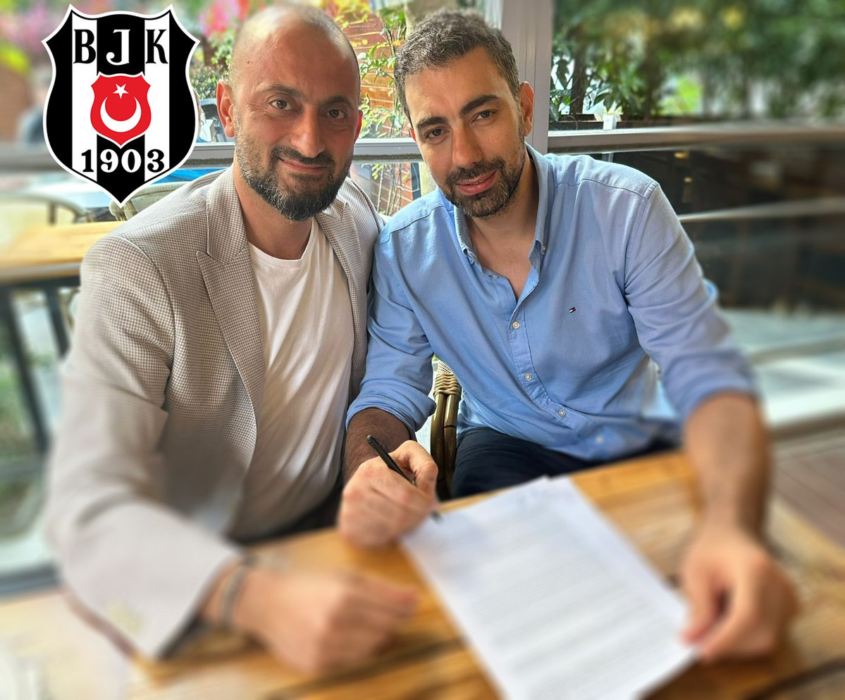 BjkBasket's tweet photo. 🦅 Bazen bir imza, suyun yönünü değiştiriyor.

Beşiktaş EmlakJet, kötü gidişi değiştirebilmek adına, Koç Igor Miličić'i sezon içinde takımın başına getirmişti. Bu koç değişikliğine rağmen takım istenilen sonuçları alamayınca, takıma bir GM getirilmesi kararı verildi. 

Tarihler 13.01.2023'ü gösteriyordu. Büyükçekmece mağlubiyeti sonrasında Bursaspor ile resmi temaslar kurularak Nedim Yücel'e ilk teklif yapılıyordu. O dönem için Bursaspor kulübü bu teklife sıcak bakmayınca, süreç sezon sonuna bırakılıyordu.

Takım son hafta ligde kaldıktan sonra, tekrar temaslar sağlanıyor ve Nedim Yücel'in Beşiktaş macerası başlamış oluyordu. 

Bir Basketbol devriminin başlayacağı aslında ilk günden belli oluyordu. Transfer ve koç kararlarından önce, kulübün Eurocup'ta oynaması gerekliliği üzerine çalışmalar başladı. Bu durum maddi anlamda zorlayıcı gibi görünce bile varılacak Vizyonun habercisiydi.

Dušan Alimpijević Kararı.

Koç belirleme aşamasında herkes koçun Nedim Yücel ile beraber geldiğini düşünse bile, Dušan Alimpijević ile Nedim yücel birlikteliği aslında Bursaspor'un devamı niteliğinde olmadı. Koç'un Bursaspor ile ayrılığı sonrasında Euroleague takımlarıyla görüşmek için zaman istemesi nedeniyle farklı arayışlara başlanmıştı. Bu süreçte anlaşılmaya yakın olan bir koçun ailesel sebeplerle gelemeyeceğini belirtmesi sonrasında tekrar Dušan Alimpijević ile irtibata geçiliyordu. Koç bu sefer geliyorum diyordu ve aslında bugünlerinde inşası o an itibariyle başlamış oluyordu.

Beşiktaş Basketbolunun 3 sezonda kat ettiği mesafeye bakınca, dibi görmenin ve doğru kişilere yatırım yapmanın, sizi her zaman büyüteceğini bir kez daha gözler önüne sermiş oluyordu.

Nedim Yücel & Dušan Alimpijević ikilisi 

Türkiye Kupası

2023-2024: YARI FİNAL
2024-2025: FİNAL
2025-2026: FİNAL

Türkiye Basketbol Süper Ligi

2023-2024: YARI FİNAL
2024-2025: FİNAL
2025-2026: FİNAL

EUROCUP

2023-2024: YARI FİNAL
2024-2025: SEKİZLİ FİNALLER
2025-2026: FİNAL

Nedim Yücel'in gelişiyle başlayıp, Dušan Alimpijević ile devam eden serüvenin son aşamasına ise bugün ulaşmış durumdayız. 

Beşiktaş Basketbol'u, tam 14 sezon sonra tekrar @EuroLeague'te..

Doğru yapılanma ve liyakatli kişilerin ellerinde ilerleyen bir Beşiktaş Basketbolu. 

Bazı durumlar şans olarak değerlendirilebilir ama Beşiktaş Basketbolunun geldiği ve gitmek istediği yer, şansın çok ötesinde bir vizyonla yapılabilirdi. Bu ikilinin Beşiktaş Basketboluna kazandırılması ve sonrasında onlara başarı için bu imkanların sağlanmasına vesile olan; Basketbol Şube Sorumlumuz Özkan Arseven, Beşiktaş Basketbol İcra Kurulu Üyesi Ali Berke Tükenmez, geçtiğimiz dönem Basketbol şube sorumlumuz Umut Tahir Güneş, yine eski Basketbol İcra Kurulu Üyesi Barış Dillioğlu başta olmak üzere, emeği geçen herkese ise binlerce kez teşekkürler. 

#PotanınKartalları