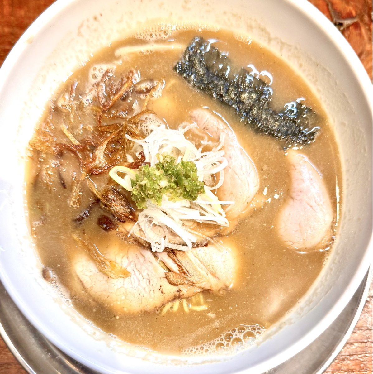 8fm1aiSbTgdJZgD's tweet photo. 元祖一条流がんこラーメンたま館分店（立川駅南口）
6月26日（金）B濁りスープ
‼️松前‼️King of zero
濃い〜出汁🍜
最高に旨い濁りスープ❣️
烏賊の旨み、香りが濃くて烏賊好きにはもう堪らない一杯です。
ペーストの様に塩ッパーでは無く旨みが濃く、深く、最強のラーメンです‼️ https://t.co/R76aPzNsWx