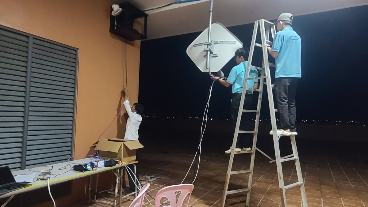 RadioClubXU7AMO's tweet photo. Signal is weak and we having issues follow the operators waiting on air, we are sorry now we try to fixing it and hope we can operate not last night. Thank you

73🙏
#XU7AMO #AmateurRadio #QO100 #NPICRadioClub https://t.co/7bRpQdmVRy