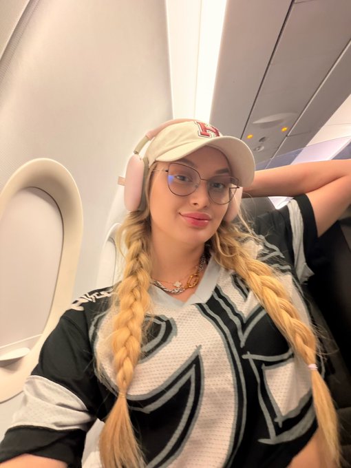 Natalia Starr - Bye Vegas ✨ hello nyc 🗽 https://t.co/yi0oHGUnbO