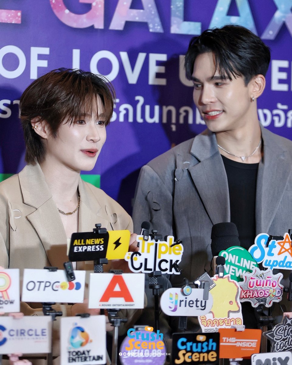 CrushScene_Ent's tweet photo. เข้าใจพี่แม้กมาก ๆ ครับ

“แม้ก-ณฐ” ช่วงสัมภาษณ์ในงาน LOVE GALAXY : Stories of Love Universe

MAXNAT PRIDE LOVE GALAXY
#SiamParagonxPraewxMaxNat
#MaxNat #แม้กณฐ
#mmaxmax #natasitt
#CrushSceneEnt https://t.co/DGgGMlpbm3