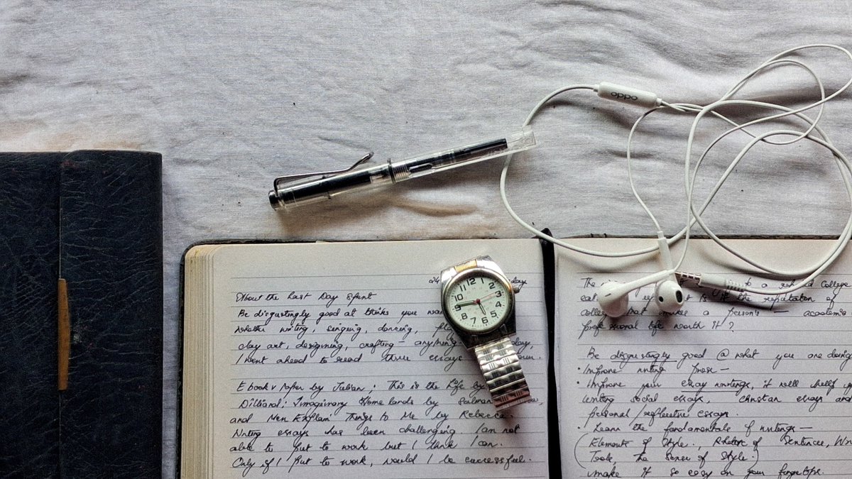 christieee_08's tweet photo. this summer of June 2026, journaling has invoked the desire in me to learn more vocabularies. many writers, poets and well readers suggest that. fiction, non fiction (creative and non creative), poeties and esssays have found home in my little corner. not many, neither less. https://t.co/S3S05eaaXY