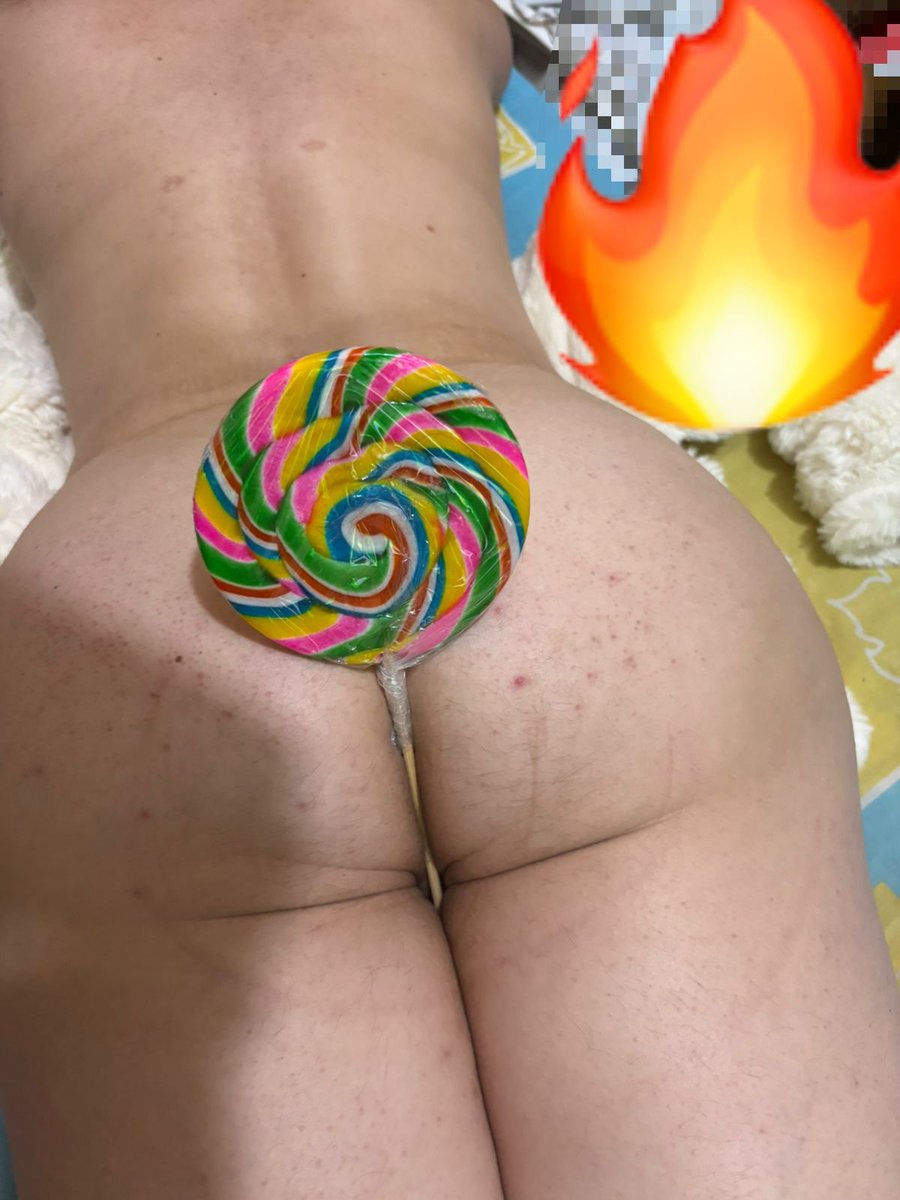 Viky6971reina69's tweet photo. Quien quiere probar estos caramelos para celebrar la victoria de Ecuador https://t.co/8VW9sIBXh2
