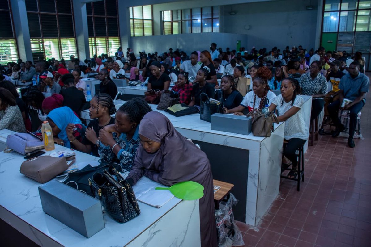 IITAYOUTHAGRIP's tweet photo. Beyond Degrees: We engaged @OAUniversity students on opportunities across the #agribusiness value chain &amp; @Taat_Africa innovations.

They also explored the free #ENABLETAAT Learning Platform for self-paced agric courses and certificates.
Click to access: https://t.co/UkAyAUFlng https://t.co/z9zgM6S2Ap