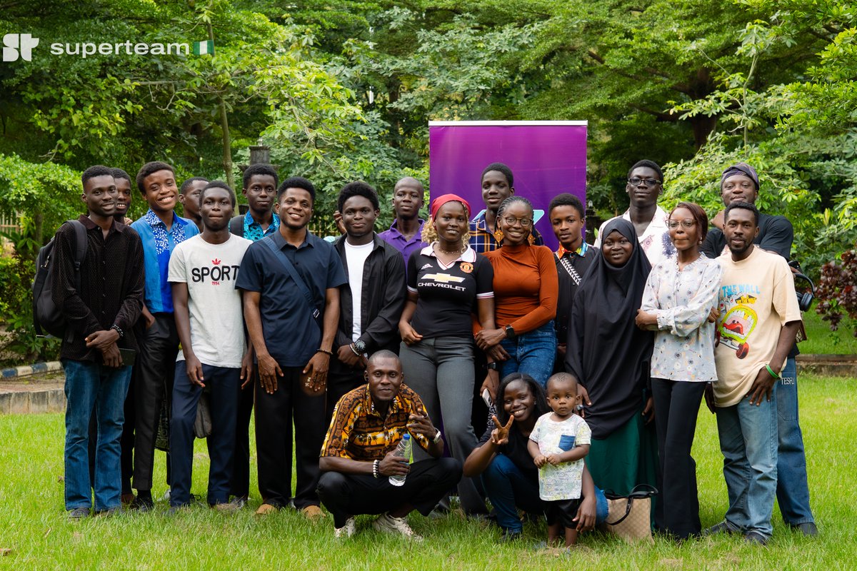Michael_fide's tweet photo. Another successful IRL Ecosystem Call hosted by @SolEcoCall with @SuperteamNG Ondo State 🔥
The session highlighted the innovation happening across @Solana from stablecoins, RWAs, payments, AI agents, and DeFi to real-world adoption and community growth.

It was amazing bringing our community members together to share ideas, explore products, celebrate wins, and discover new opportunities within the Solana ecosystem.

Solana is home 🏡
Nigeria is Solana 💚🇳🇬

Big shoutout to @YouKnowEno and @simonmolitor for an insightful and valuable session🔥