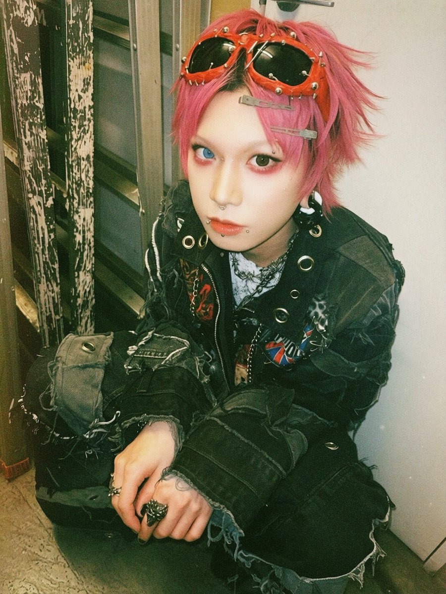 RYOTA_TheMADNA's tweet photo. Azavanaでしたあー

ベビキンも

グラも

哀と凛人も　いて

はぴっ　　✌️

楽しかったね　　　ばいばい https://t.co/7KeR8PFfSC