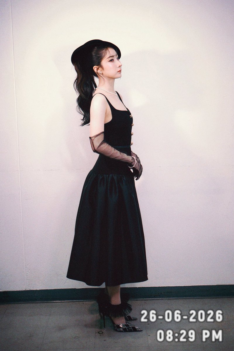 Yoko_apasra's tweet photo. ชอบลุควันนี้ไหมคะ

YOKO PRIDE LOVE GALAXY 
#SiamParagonxPraewxYoko https://t.co/EBMyrfn5jD