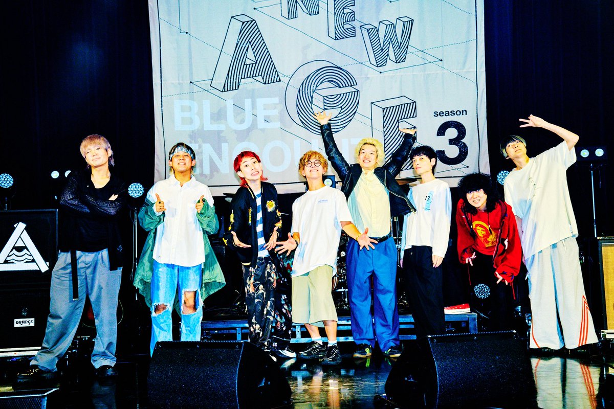BLUEN_official's tweet photo. 【福岡終了！】

 “ASSEMBLE A NEW AGE -season3-” 
@ Zepp Fukuoka

w / ハルカミライ

灼熱ツーマンありがとうございました！！❤️‍🔥
田辺と高村のお祝いも、、！🎂

📍10/31(土)福岡国際会議場
アルバム再現ツアーでまたお会いしましょう！
https://t.co/Pie6c1sK4m

📸 @hamanokazushi https://t.co/nuZt0r3Z41
